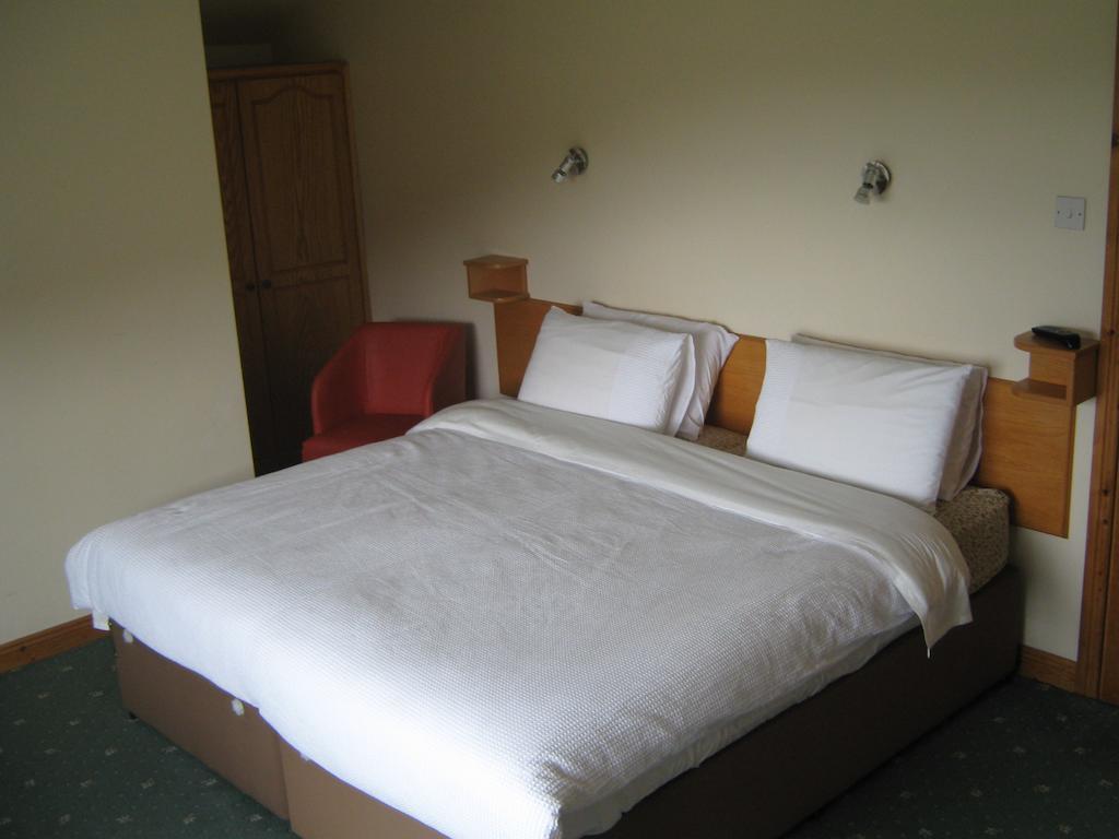 Iveragh Heights Bed and Breakfast Cahersiveen Exteriör bild