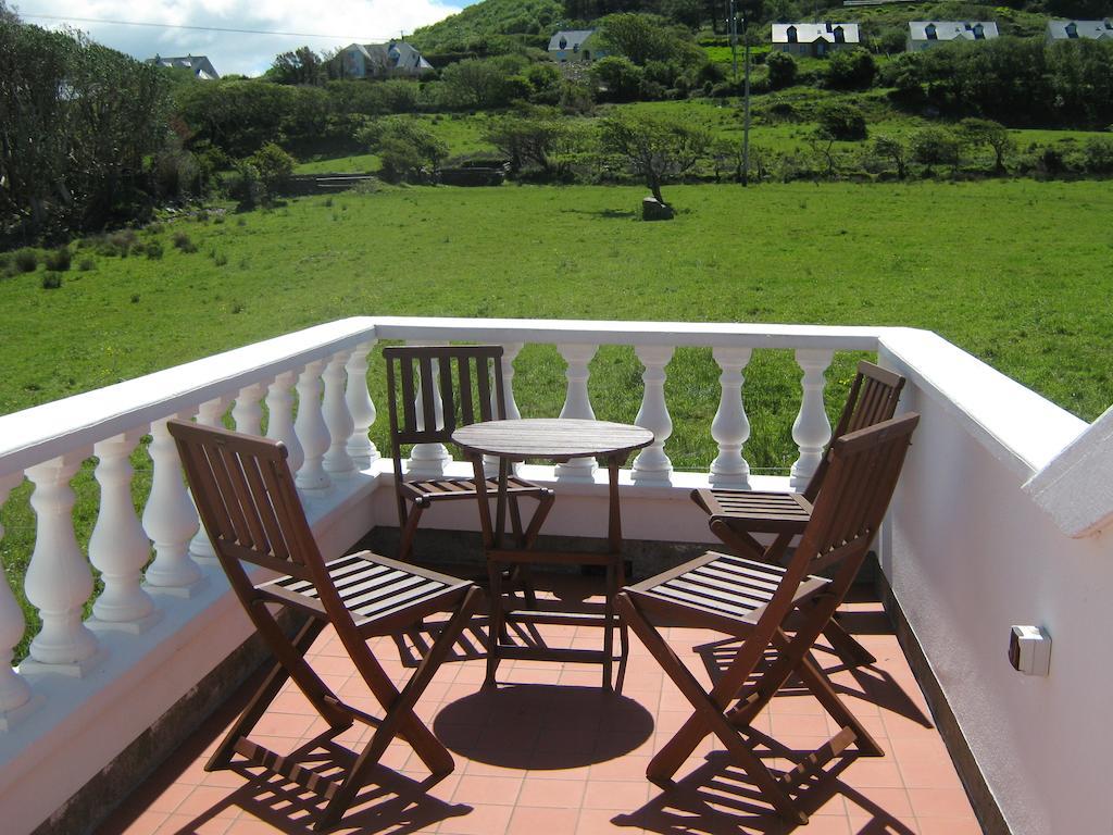 Iveragh Heights Bed and Breakfast Cahersiveen Exteriör bild